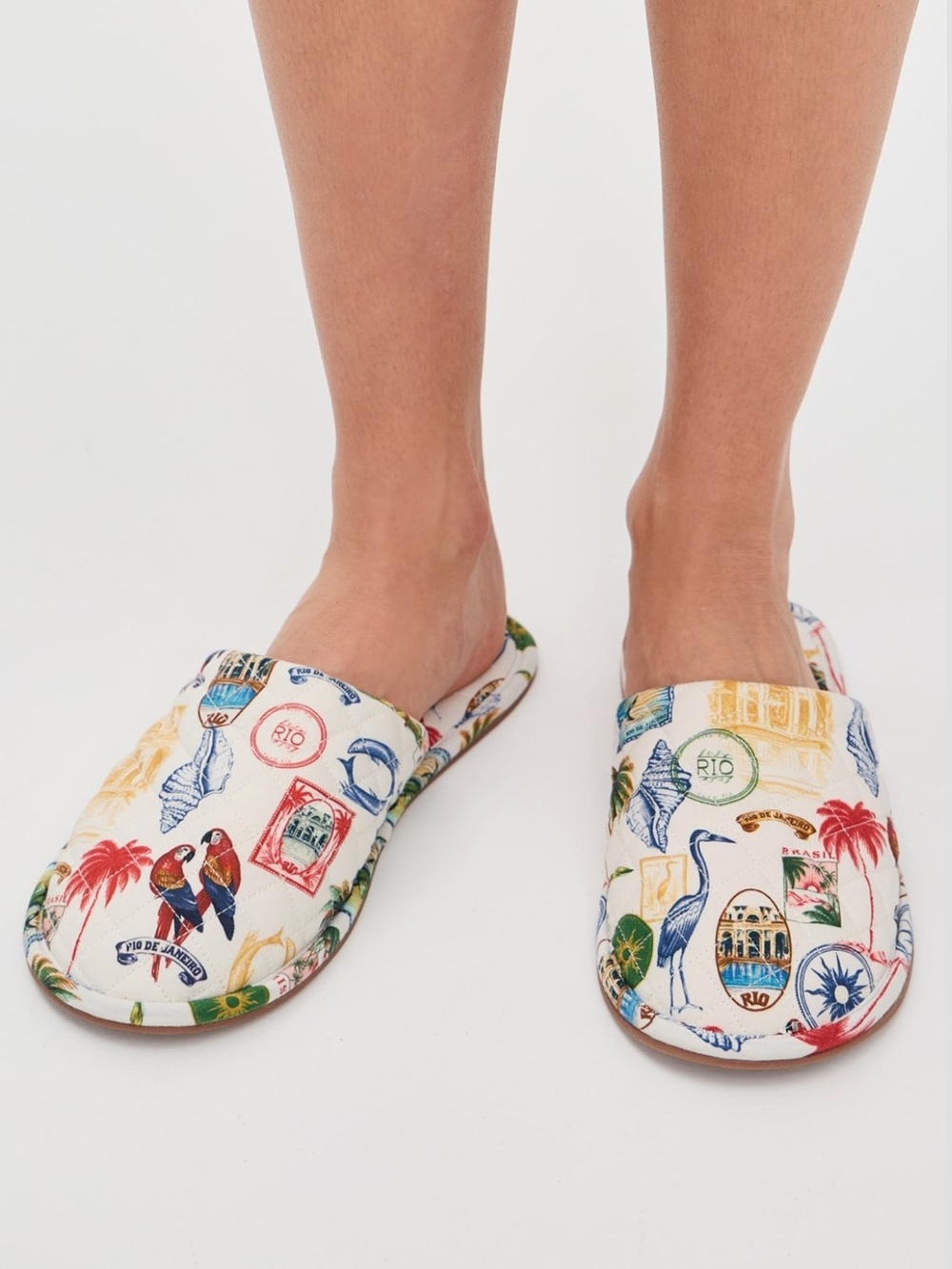FARM Rio Hotel Slippers - Picture 2 of 7